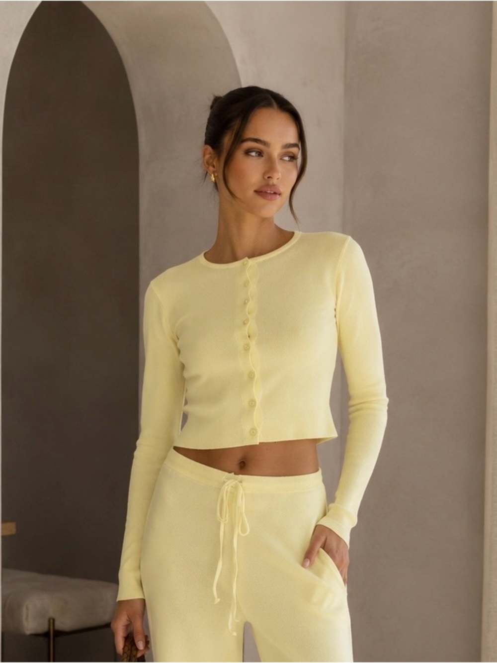 PrettyLittleThing Shape Lemon Yellow Cropped Button Cardigan Small NWT